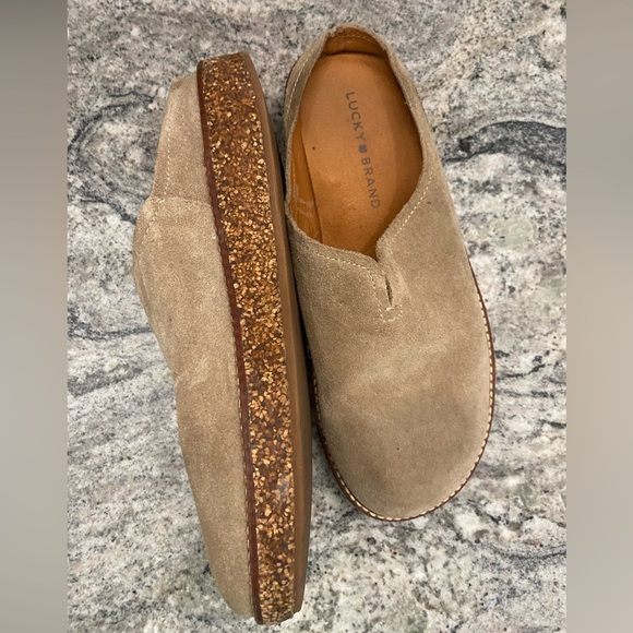 Lucky Brand Tamala Clogs - Picture 2 of 3